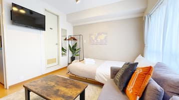 Basic Double Room | Free WiFi, bed sheets