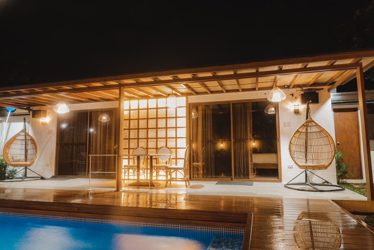 5 bedrooms, individually decorated, individually furnished, free WiFi