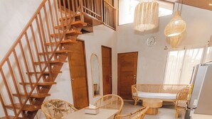 Ảnh chưa phân loại, 2 trong số 48 ảnh, nút