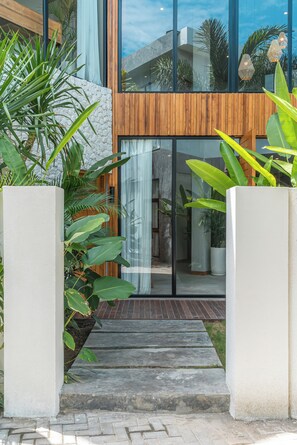 Property entrance - Villa Amanora (Canggu)