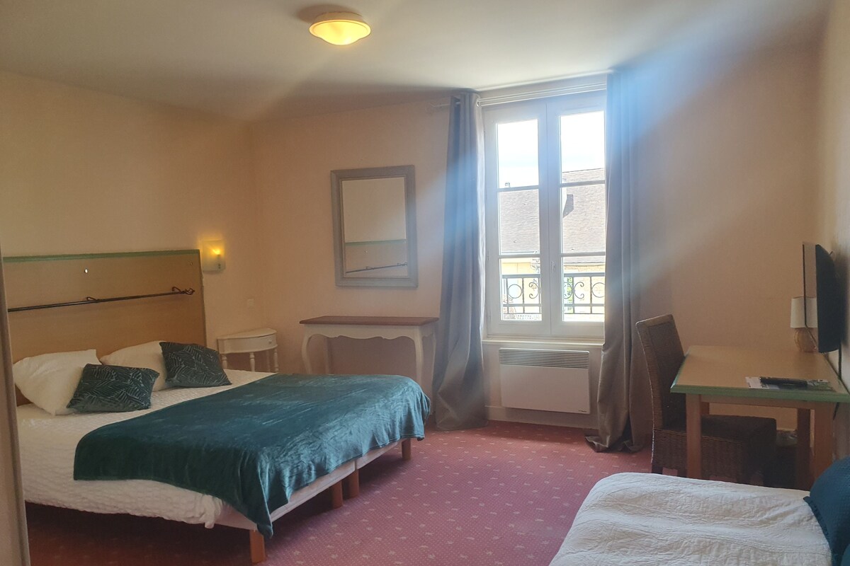 Triple room