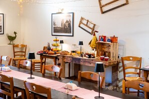 Daily continental breakfast for a fee - Hôtel Auberge du Fin Chapon - Dordogne (Excideuil)
