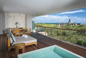 Outdoor dining - 2BD Riviera Maya: Ocean View w/ Luxurious Resort (Playa del Carmen)