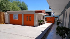 Basic Double Room | Terrace/patio - HOTEL JARDIN CABORCA (Caborca)