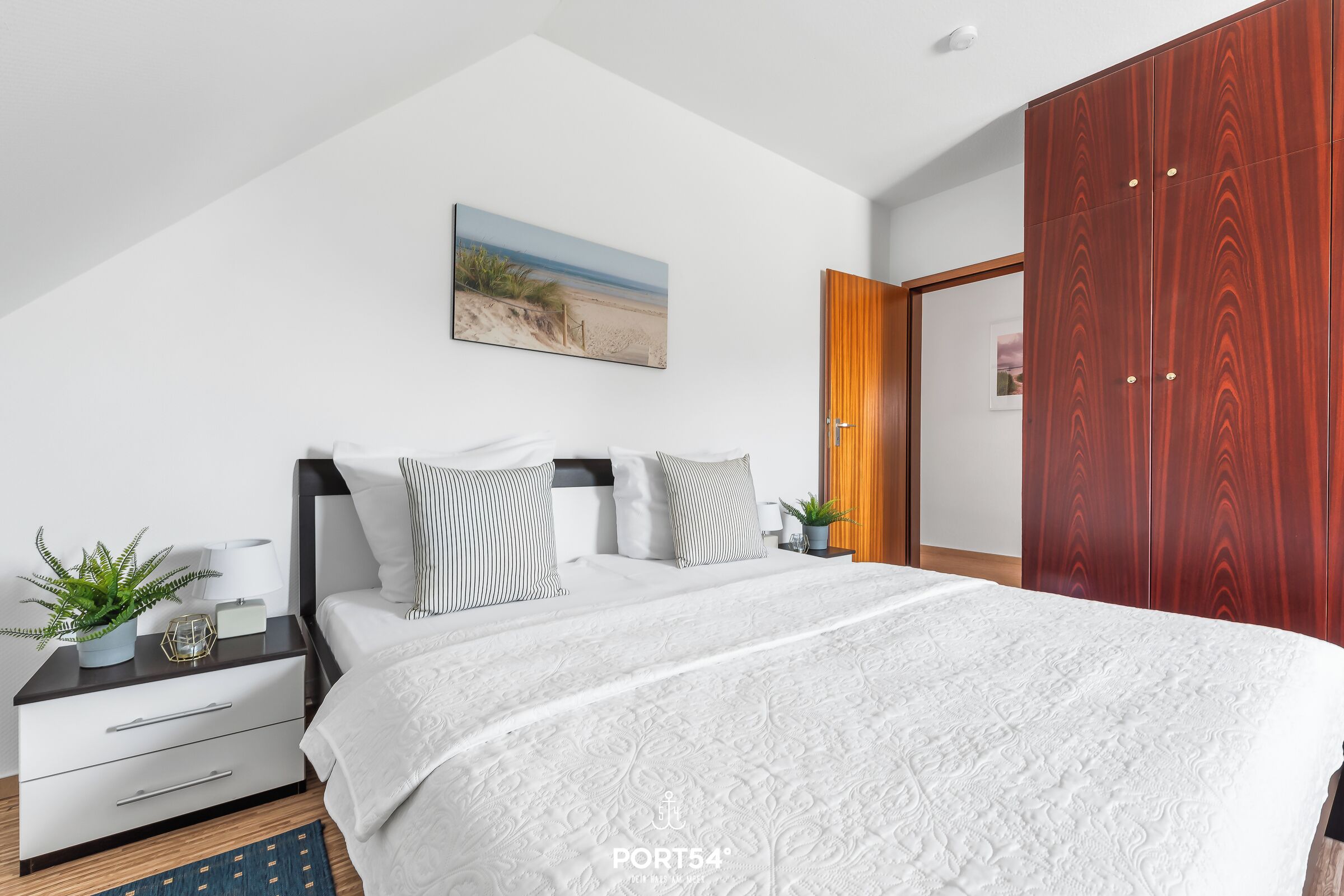 2 bedrooms, iron/ironing board, travel crib, free WiFi