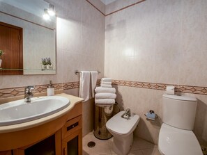 Hair dryer, towels