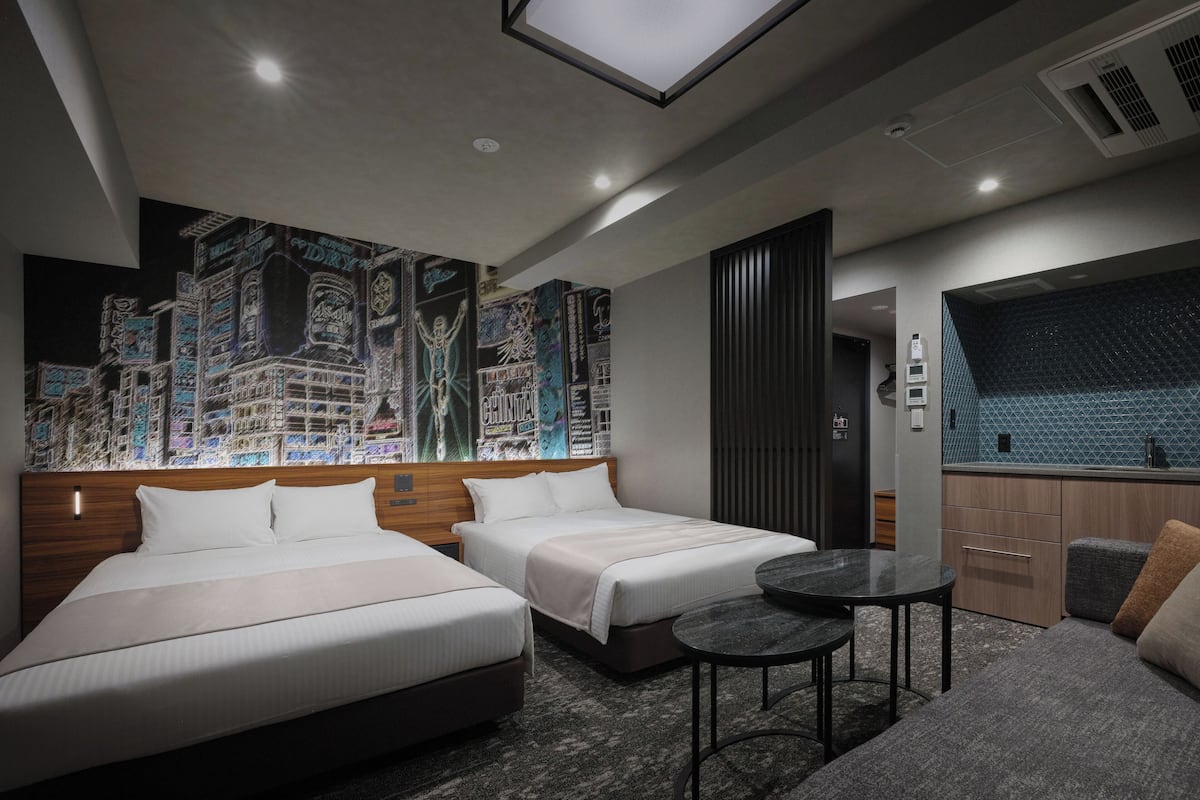 Standard Family Room | In-room safe, iron/ironing board, free WiFi, bed sheets