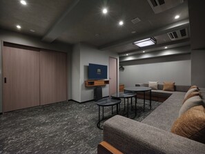 Grand Family Room | In-room safe, iron/ironing board, free WiFi, bed sheets - MONday Apart Premium Osaka Namba WEST (Osaka)