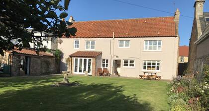 Stunning House & Garden