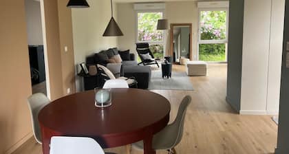 Gîte contemporain côté Sioule à Ébreuil, 4 pers, jardin