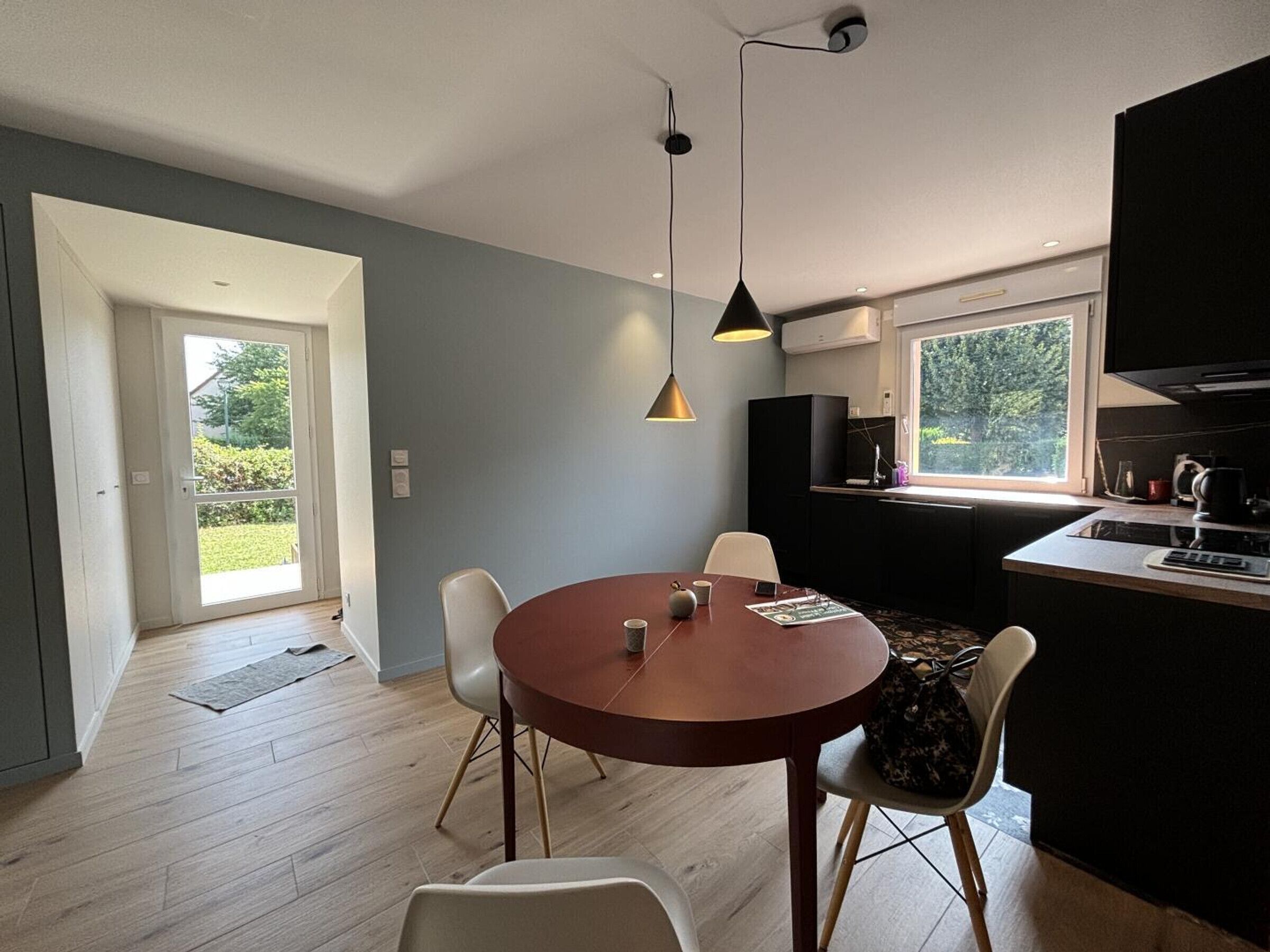 Réfrigérateur, micro-ondes, four, lave-vaisselle