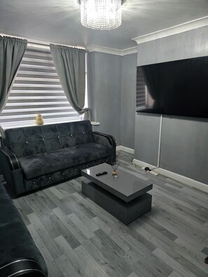 Casa | Área de sala de estar | Televisión