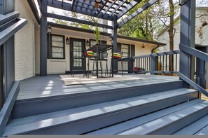 House - Heart of Buckhead Message Now for Summer Special (Atlanta)