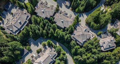 Ski-In/Out | Private Hot Tub | Garage | Parking