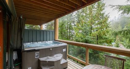 Ski-In/Out | Private Hot Tub | Garage | Parking