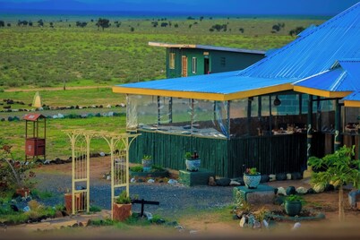 Amanya 2-bedroom Self Catering Tent