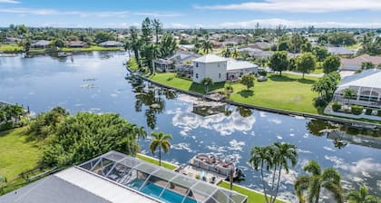 Perfect Sunsets, Kayak, Bikes, Game Room, Heated Pool and Spa - Villa Adele- Roelens