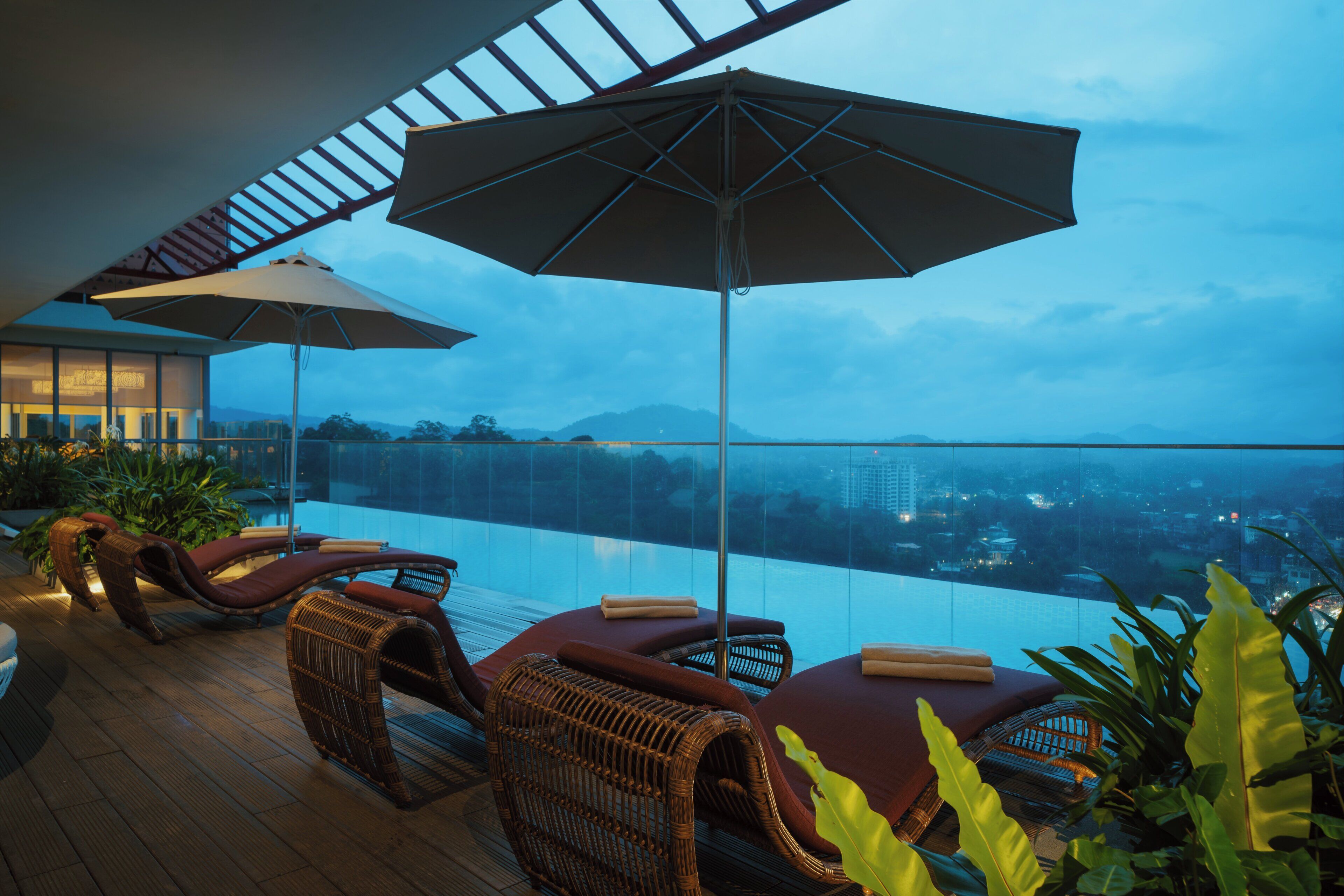 Kolam renang outdoor