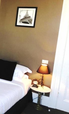 Premium Double Room | 2 bedrooms, premium bedding, iron/ironing board, free WiFi