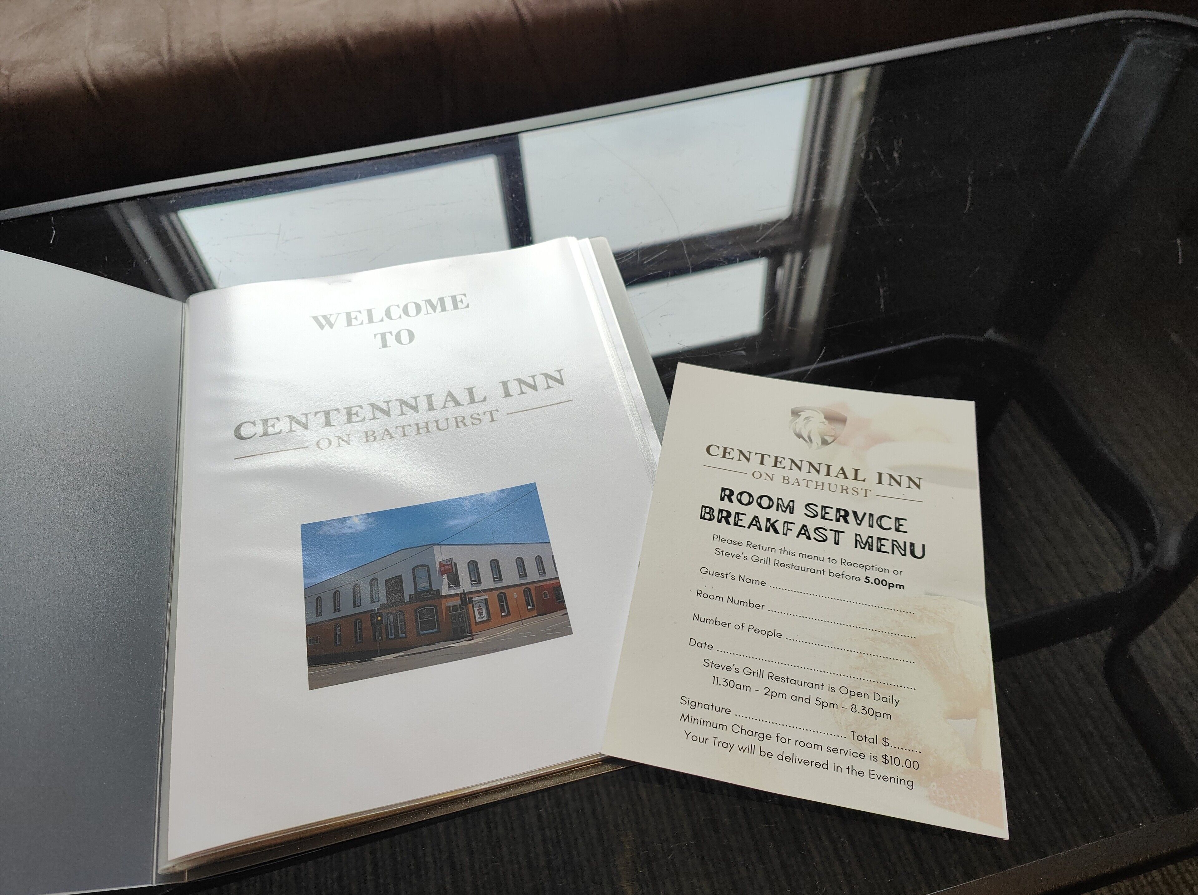 Foto - Centennial Inn on Bathurst