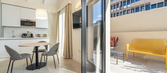 KARALIN SONNINO SUITES