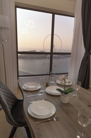 Luxury Apartment, 2 Bedrooms, Balcony, Sea View | Premium bedding, in-room safe, individually decorated, soundproofing