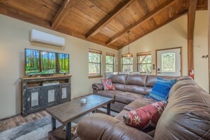 Smart TV, fireplace, books, computer monitors - Upper Canyon Cabin, 2 King Beds, Fenced Yard, Wildlife, Dog-friendly!  (Ruidoso)