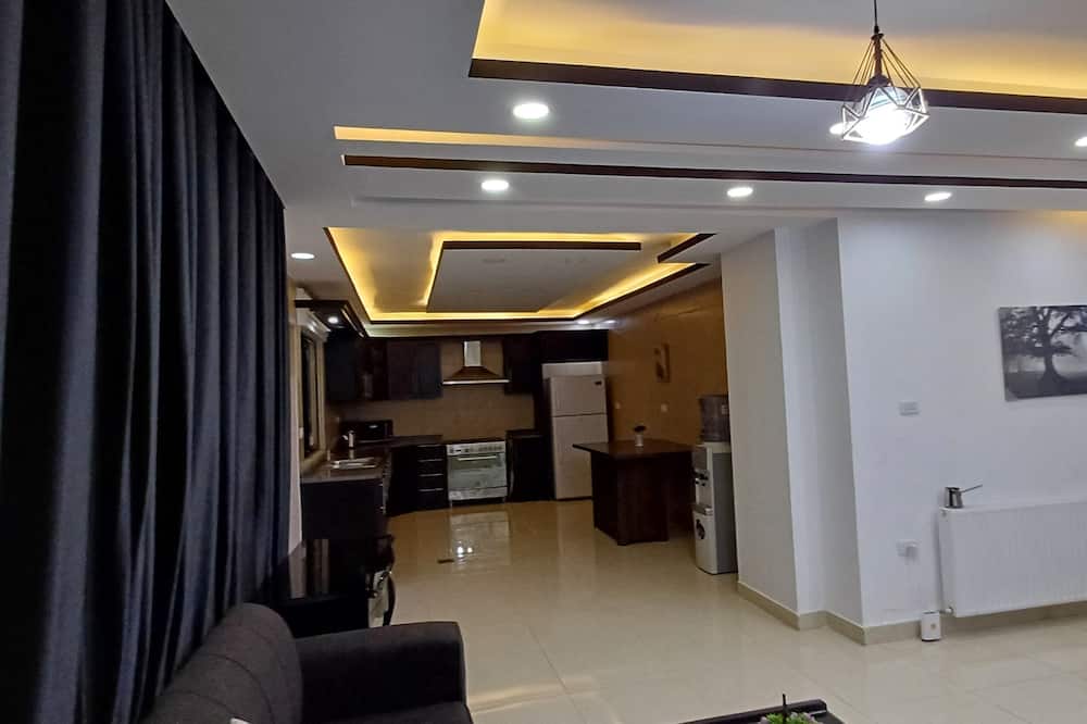 Laperla Apartment
