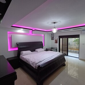 4 chambres, coffres-forts dans les chambres