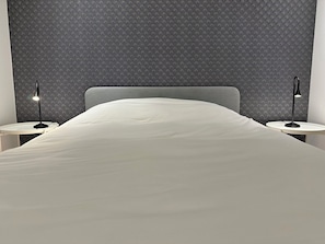 3 soverom, skrivebord, strykejern/-brett og wi-fi