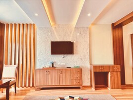 Family Quadruple Room, Multiple Beds, Non Smoking, City View | Free WiFi