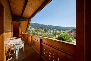 Classic Apartment, Balcony, Mountain View | Balcony - Krapflhof (Weisspriach)