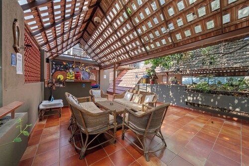 Jugglers Rest Villa by Spacez