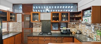 Jugglers Rest Villa by Spacez