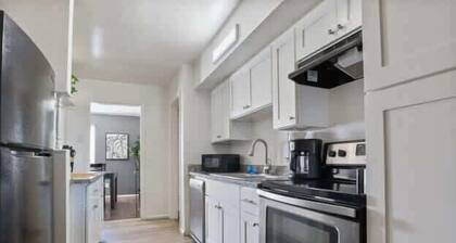 Hoff Gardens 39 - 2BR 2BA - Downtown Lubbock