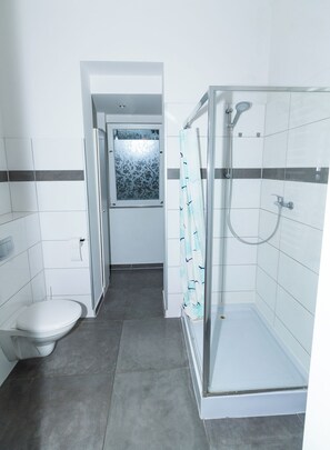 Handtücher, Seife, Toilettenpapier