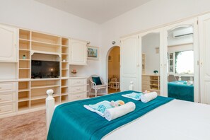 3 slaapkamers, individueel gemeubileerd, babybedden (toeslag)