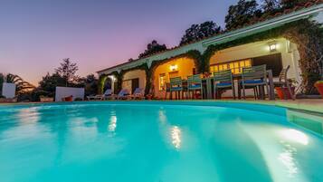 ์ผ์ธ ์์์ฅ