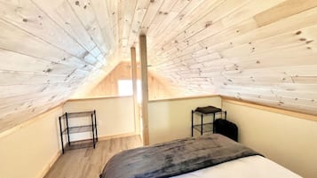 2 habitaciones, tabla de planchar con plancha, wifi y ropa de cama