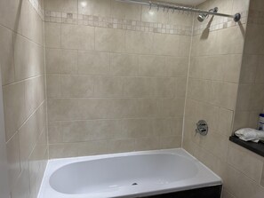 Apartment | Bathroom