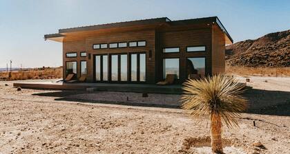 Container Home @ Stardust Big Bend 5 min from Park