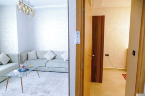 تلفزيون ذكي، ألعاب فيديو، طابعة