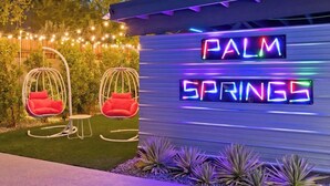 Property grounds - Navigate Stays Iconic Home w/ Salt Pool Spa Casita (Palm Springs)