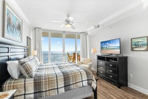 Condo Prestigio, 3 habitaciones, para no fumadores, vista a la playa | 3 habitaciones, decoración personalizada y muebles diferentes
