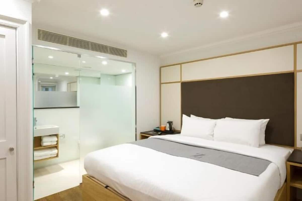 Individually furnished, desk, blackout drapes, soundproofing