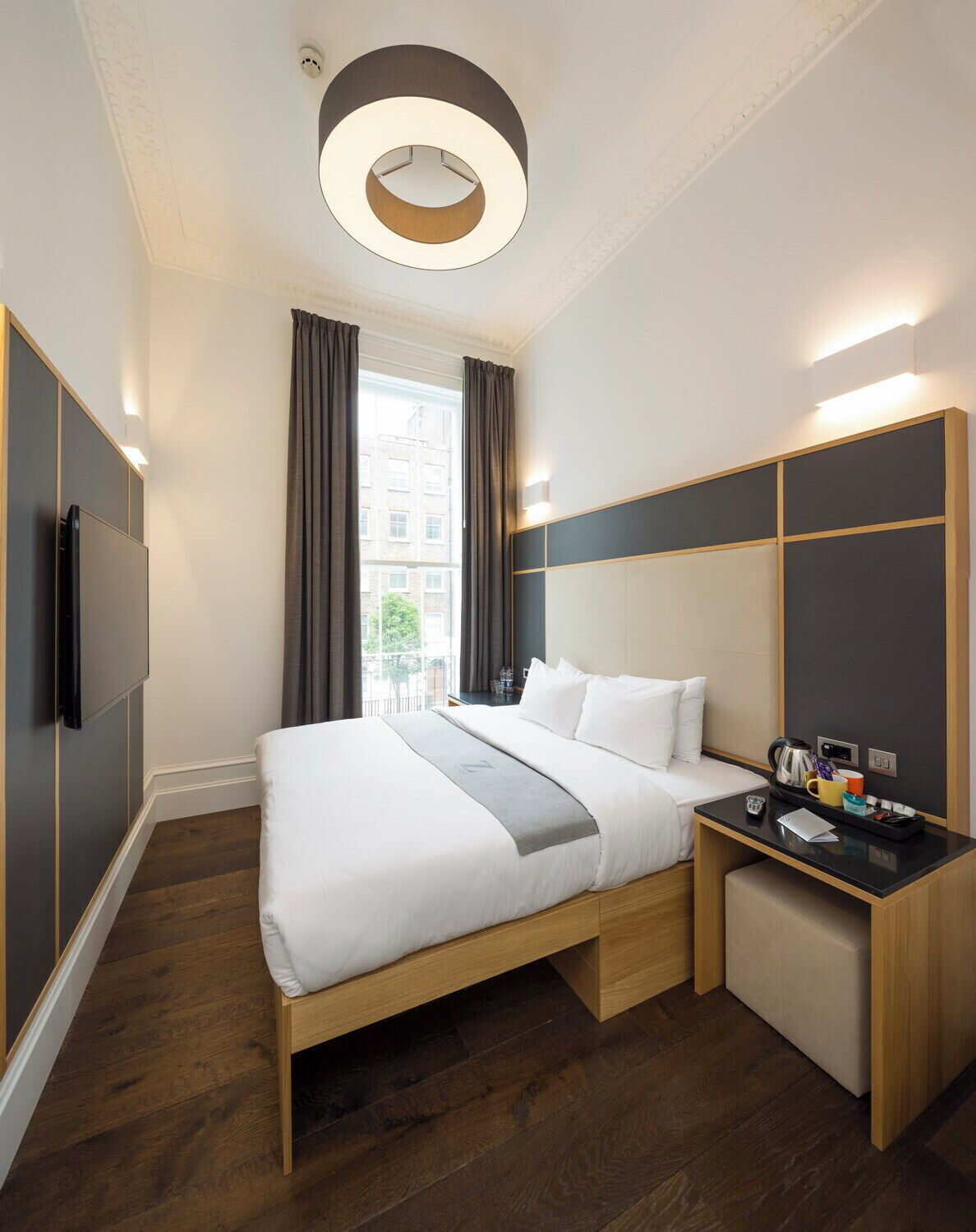 Club King Room (All Inclusive) | Individually furnished, desk, blackout drapes, soundproofing