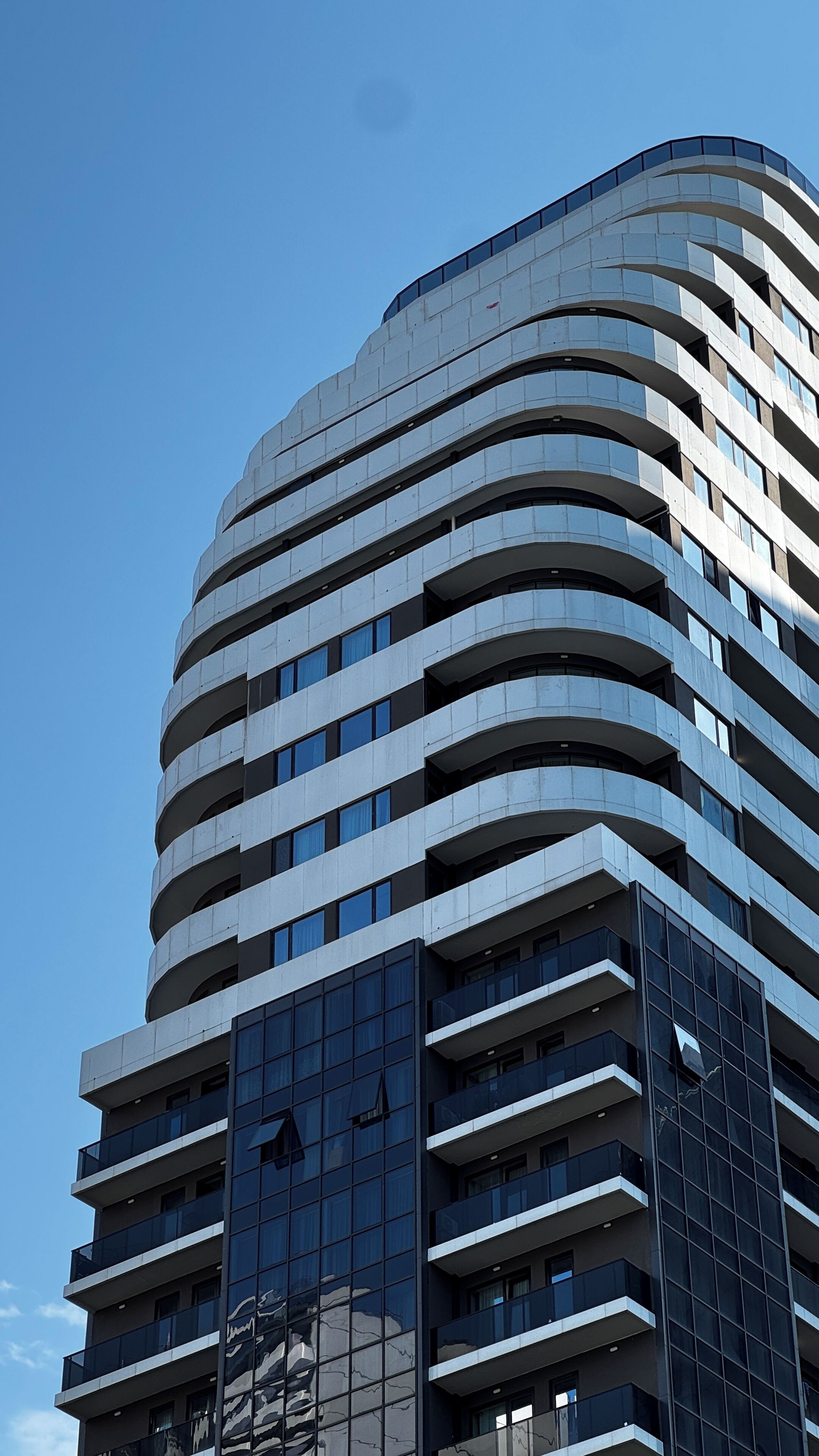 واجهة المنشأة