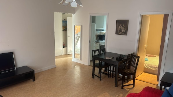 Apartment | 1 bedroom, free WiFi, bed sheets