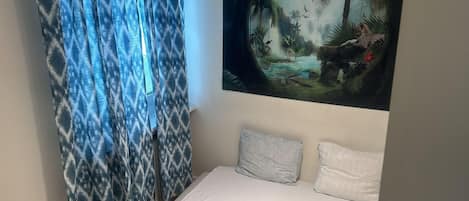 1 habitación, wifi gratis y ropa de cama