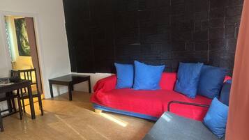 Apartment | Living area | TV